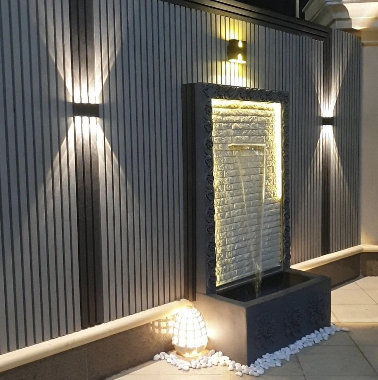 شلالات جدارية